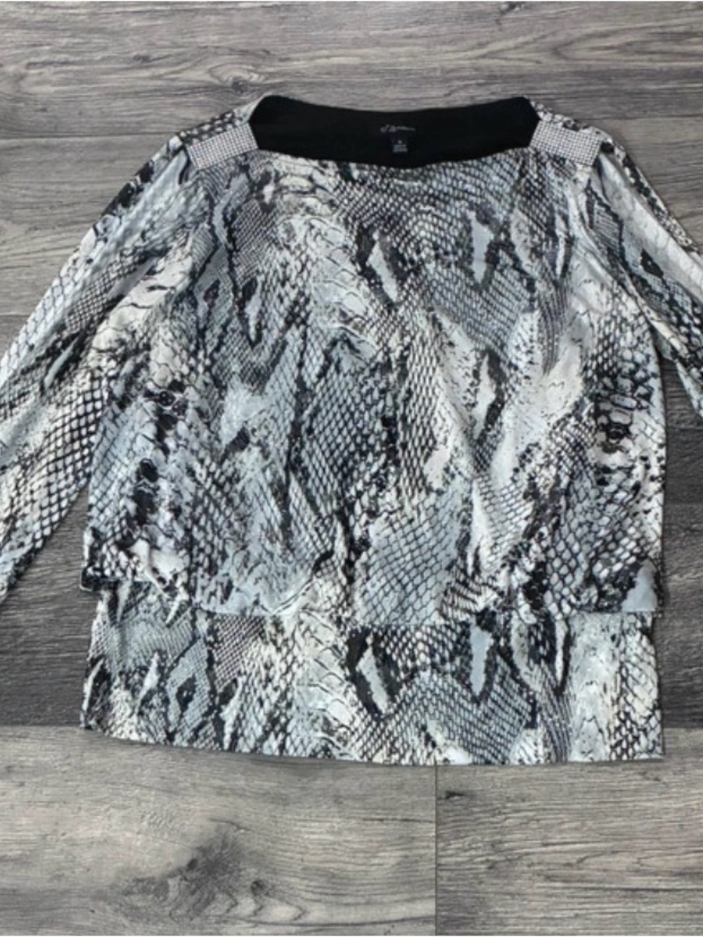 Women's Snake-Print Long Sleeve Blouse in Black & White